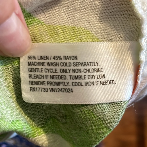 Alani Noelle Tropical LinenShorts, Large - Picture 5 of 5